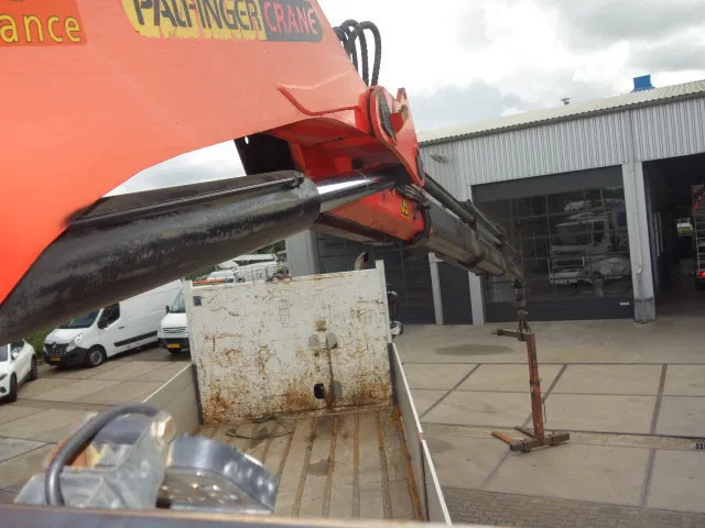 Kamion sa tovarnim sandukom, Kamion sa dizalicom DAF CF 360 6X4 MANUAL GEAR STEELSPRINGS 18,5 TON PALFINKER: slika 17