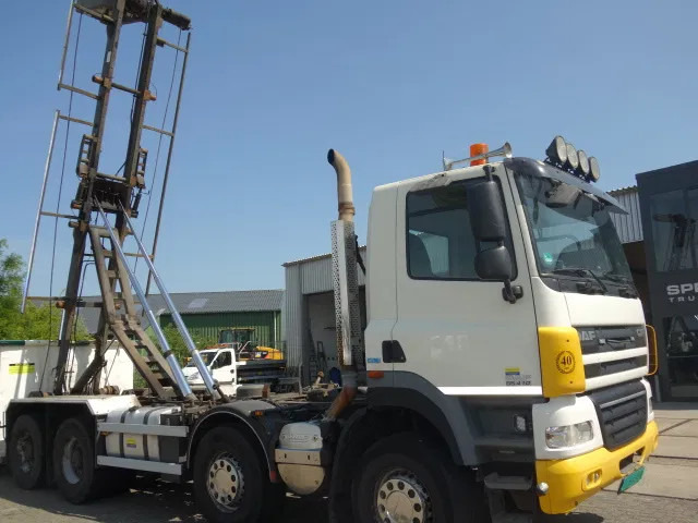 DAF CF 410 8X4 NCH CONTAINER SYSTEEM 32 TON 90 graden silo containers,25 CUB CONTAINER - Kamion sa kablovskim sistemom: slika 5 DAF CF 410 8X4 NCH CONTAINER SYSTEEM 32 TON 90 graden silo containers,25 CUB CONTAINER - Kamion sa kablovskim sistemom: slika 5
