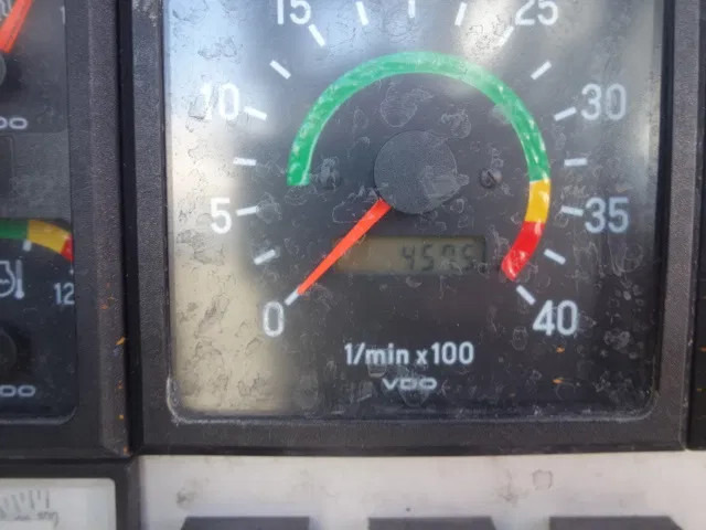 MAN 15 224-with winch 2500liter tank manual gearbox ,ziegler pomp - Vatrogasni kamion: slika 5 MAN 15 224-with winch 2500liter tank manual gearbox ,ziegler pomp - Vatrogasni kamion: slika 5