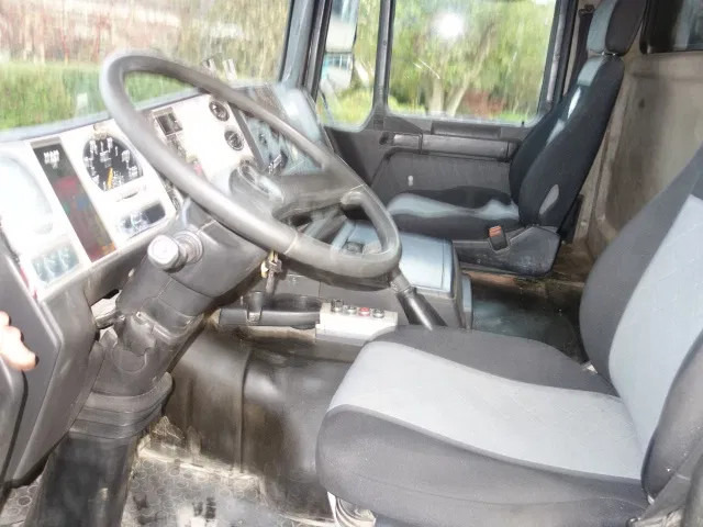 MAN 32-364 CHASSIS 8X4 STEELSPRINGS - Kamion sa golom šasijom i zatvorenom kabinom: slika 5 MAN 32-364 CHASSIS 8X4 STEELSPRINGS - Kamion sa golom šasijom i zatvorenom kabinom: slika 5