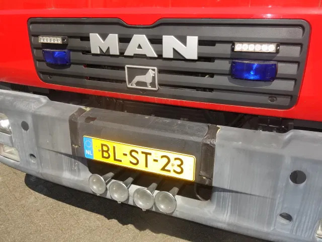 Vatrogasni kamion MAN LE 220C GODIVA POMP 2000 LITER TANK,MANUAL GEARBOX: slika 9