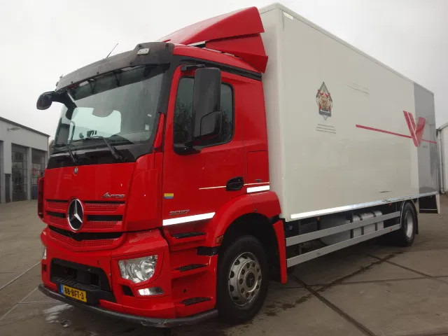 Mercedes-Benz Antos 2027 - Kamion sa zatvorenim sandukom: slika 1 Mercedes-Benz Antos 2027 - Kamion sa zatvorenim sandukom: slika 1