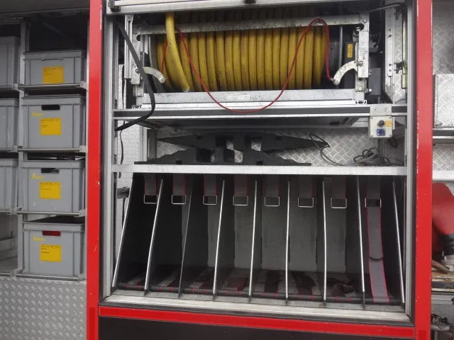 Vatrogasni kamion Mercedes-Benz Atego 1426 ZIEGLER 2000 LITER EURO 5: slika 13