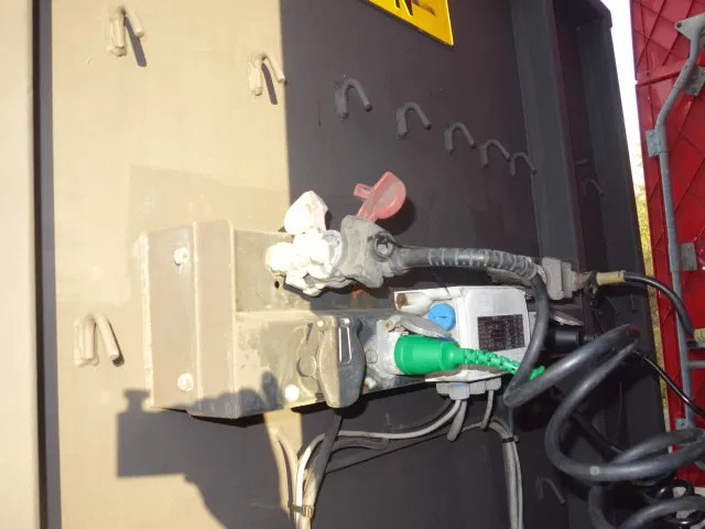 Pacton 3asser drum brakes - Plato poluprikolica: slika 4 Pacton 3asser drum brakes - Plato poluprikolica: slika 4