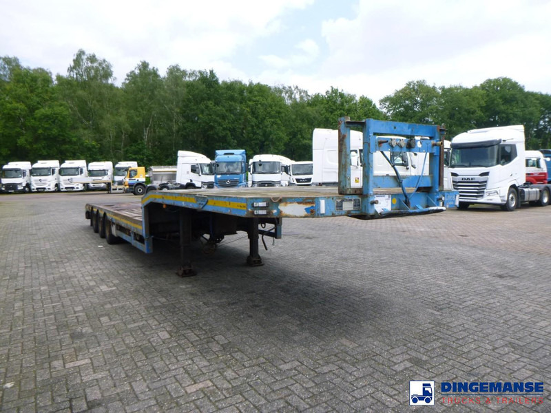 Broshuis 3-axle semi-lowbed trailer 45 t / extendable - Niska poluprikolica za prevoz: slika 2 Broshuis 3-axle semi-lowbed trailer 45 t / extendable - Niska poluprikolica za prevoz: slika 2