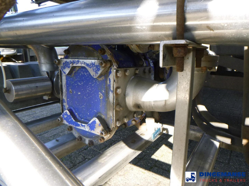 Poluprikolica cisterna Burg Food tank inox 30.3 m3 / 3 comp: slika 15 Poluprikolica cisterna Burg Food tank inox 30.3 m3 / 3 comp: slika 15