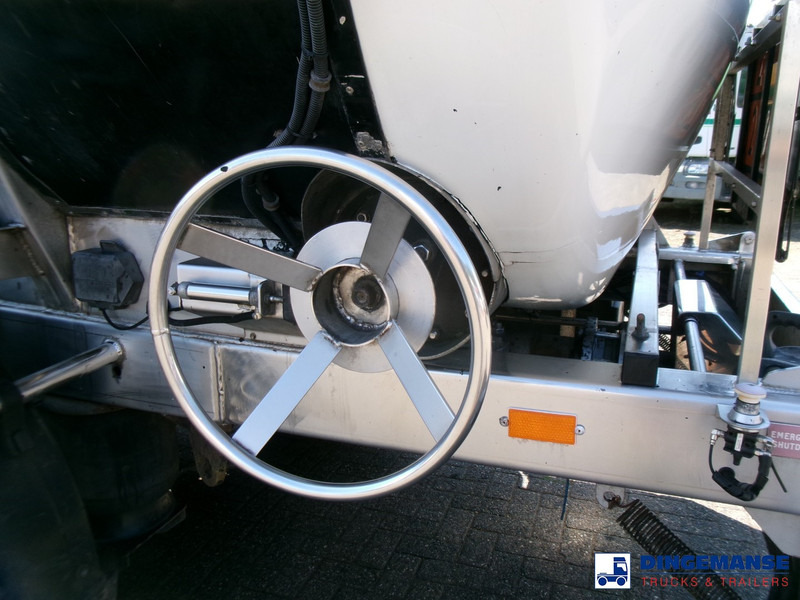 Clayton Bitumen tank inox 33 m3 / 1 comp + ADR - Poluprikolica cisterna: slika 5 Clayton Bitumen tank inox 33 m3 / 1 comp + ADR - Poluprikolica cisterna: slika 5