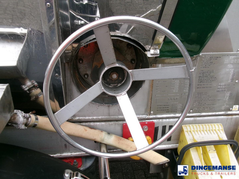 Poluprikolica cisterna Clayton Chemical tank inox 18 m3 / 1 comp: slika 11