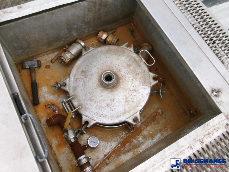 Poluprikolica cisterna Clayton Chemical tank inox 18 m3 / 1 comp: slika 12