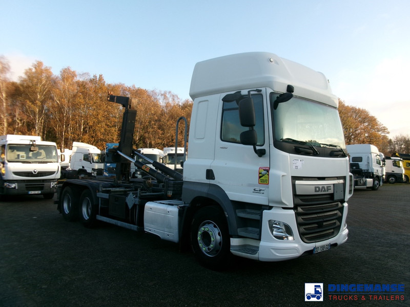 DAF CF 460 6x2 Euro 6 Hyva container hook 20 t - Kamion sa hidrauličnom kukom: slika 2 DAF CF 460 6x2 Euro 6 Hyva container hook 20 t - Kamion sa hidrauličnom kukom: slika 2