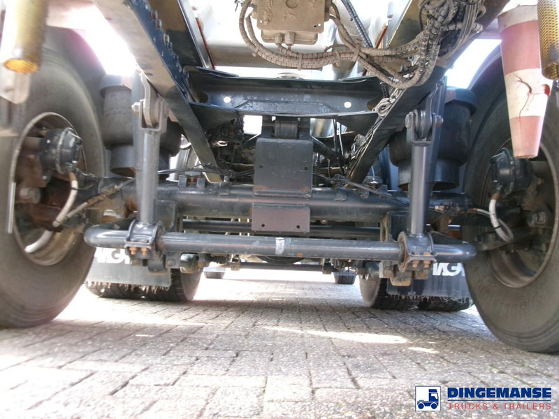 Iveco AD260S31Y 6X2 fuel tank 19 m3 / 5 comp / ADR 02-07-2024 - Kamion cisterna: slika 5 Iveco AD260S31Y 6X2 fuel tank 19 m3 / 5 comp / ADR 02-07-2024 - Kamion cisterna: slika 5