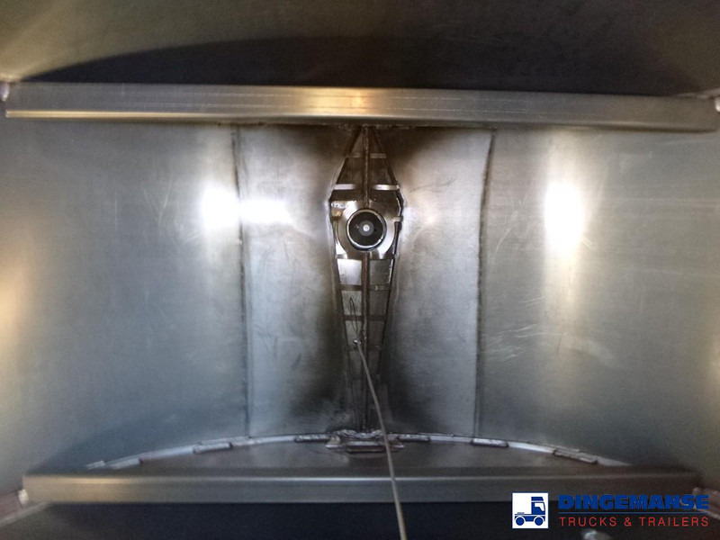 Poluprikolica cisterna Lakeland Fuel tank alu 42.8 m3 / 6 comp + pump: slika 20 Poluprikolica cisterna Lakeland Fuel tank alu 42.8 m3 / 6 comp + pump: slika 20