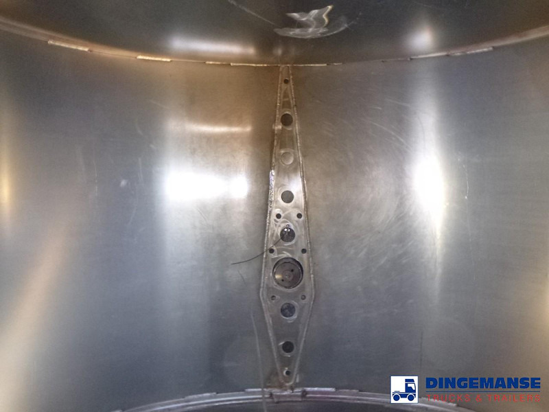 Poluprikolica cisterna Lakeland Fuel tank alu 42.8 m3 / 6 comp + pump: slika 16 Poluprikolica cisterna Lakeland Fuel tank alu 42.8 m3 / 6 comp + pump: slika 16