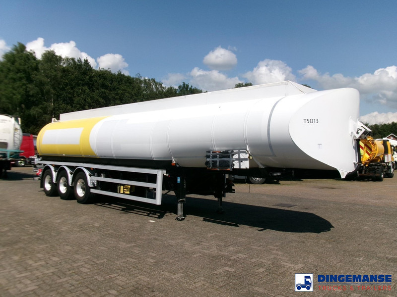 Lakeland Fuel tank alu 43 m3 / 6 comp - Poluprikolica cisterna: slika 2 Lakeland Fuel tank alu 43 m3 / 6 comp - Poluprikolica cisterna: slika 2