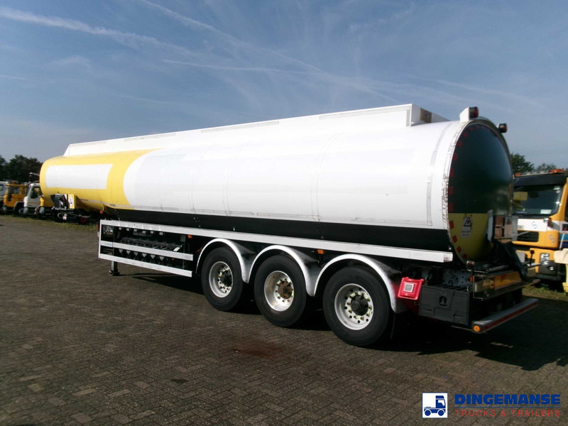 Lakeland Fuel tank alu 43 m3 / 6 comp - Poluprikolica cisterna: slika 3 Lakeland Fuel tank alu 43 m3 / 6 comp - Poluprikolica cisterna: slika 3