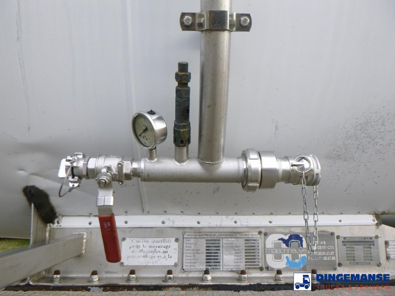 MAISONNEUVE Chemical ACID tank inox L4BH 22.4 m3 / 1 comp (caustic soda) - Poluprikolica cisterna: slika 5 MAISONNEUVE Chemical ACID tank inox L4BH 22.4 m3 / 1 comp (caustic soda) - Poluprikolica cisterna: slika 5