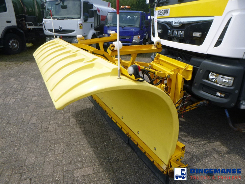 MAN TGM 18.290 4X4 RHD gritter / snow plough - Vozilo za čišćenje snega: slika 5 MAN TGM 18.290 4X4 RHD gritter / snow plough - Vozilo za čišćenje snega: slika 5