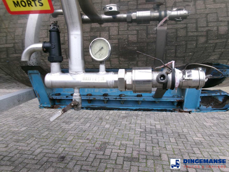 Magyar Chemical tank inox L4BH 33.5 m3 / 3 comp - Poluprikolica cisterna: slika 5 Magyar Chemical tank inox L4BH 33.5 m3 / 3 comp - Poluprikolica cisterna: slika 5