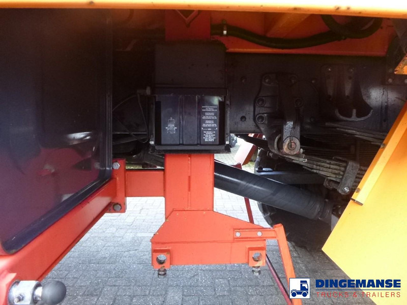 Mercedes-Benz SK 2031 4x4x4 Schmidt CJS9 airport sweeper snow plough Mercedes-Benz SK 2031 4x4x4 Schmidt CJS9 airport sweeper snow plough: slika 12