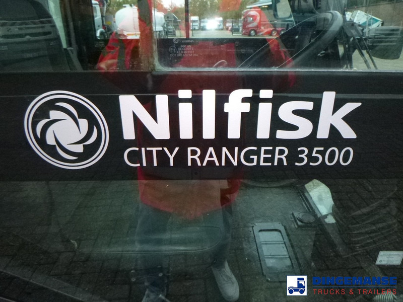 Autočistilica Nilfisk City Ranger CR3500 street sweeper: slika 14