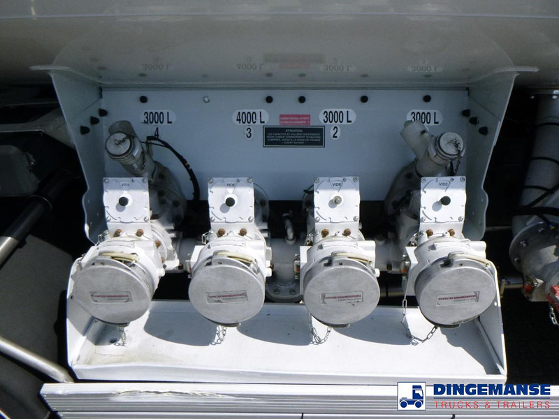 Renault Premium 280 dxi 4x2 fuel tank 13.6 m3 / 4 comp - Kamion cisterna: slika 5 Renault Premium 280 dxi 4x2 fuel tank 13.6 m3 / 4 comp - Kamion cisterna: slika 5