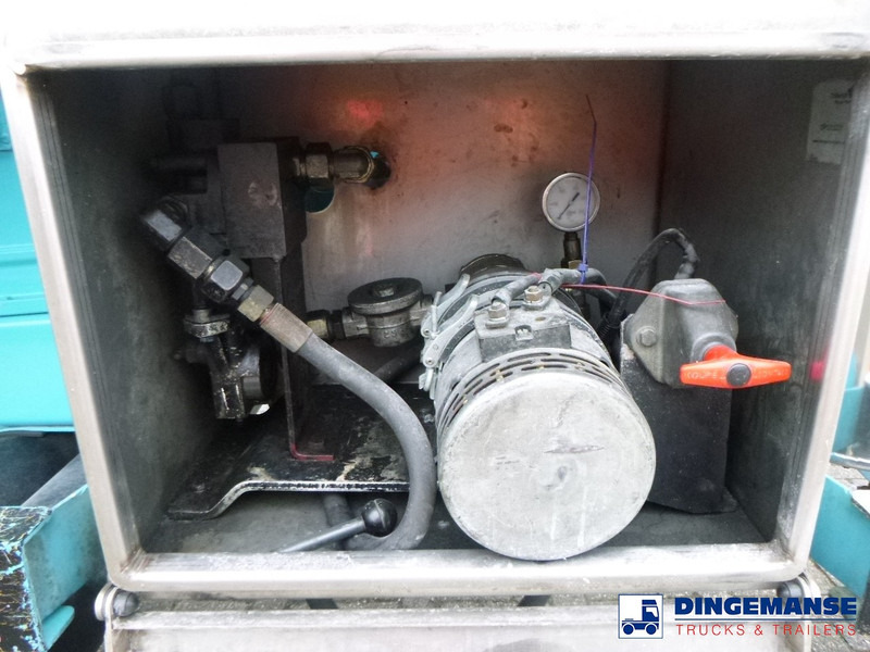 Poluprikolica cisterna SPITZER Powder tank alu 63 m3 (tipping): slika 15