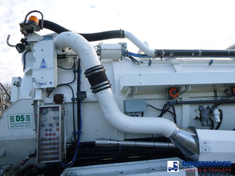 Scania P124-420 6x2 vacuum tank 10.5 m3 - Vakuumska cisterna: slika 5 Scania P124-420 6x2 vacuum tank 10.5 m3 - Vakuumska cisterna: slika 5