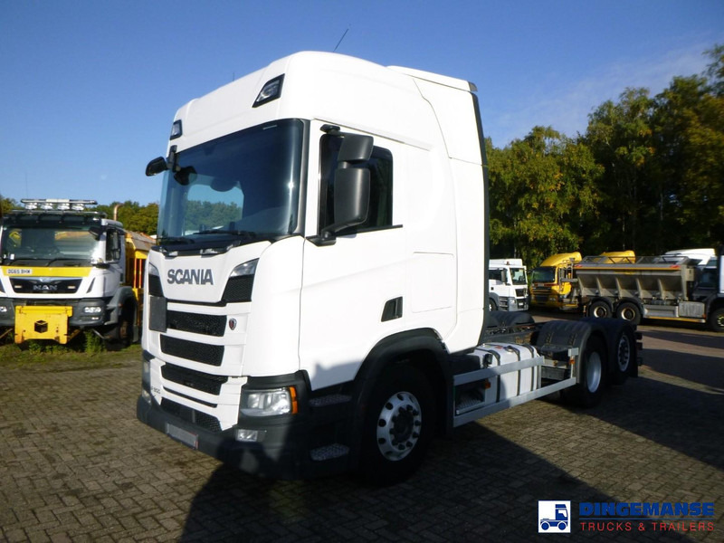 Scania R 500 B 6x2 chassis Euro 6 + ADR - Kamion sa golom šasijom i zatvorenom kabinom: slika 1 Scania R 500 B 6x2 chassis Euro 6 + ADR - Kamion sa golom šasijom i zatvorenom kabinom: slika 1