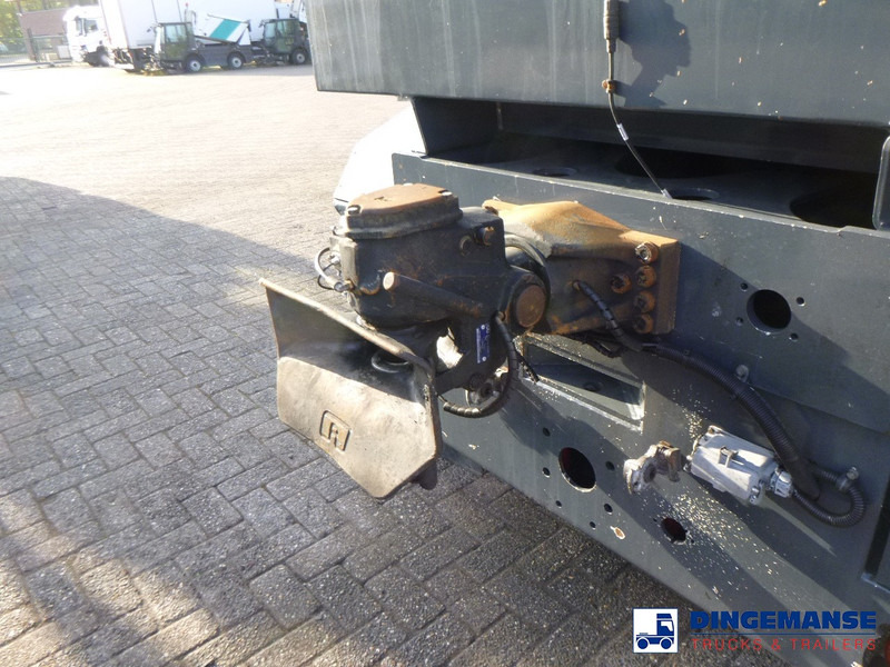 MOL RM 255 4X4 terminal drawbar tractor 150 ton - Tegljač: slika 5 MOL RM 255 4X4 terminal drawbar tractor 150 ton - Tegljač: slika 5