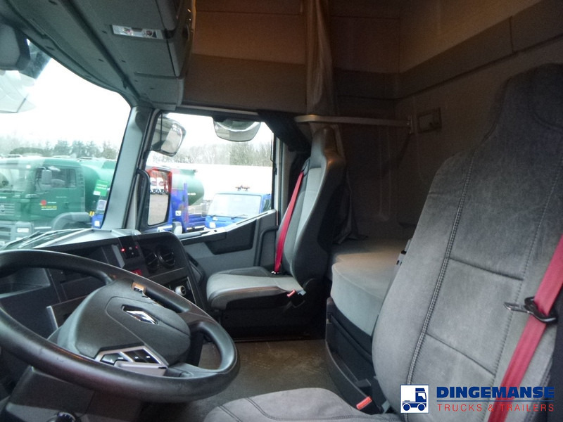 Interior photo 1: Tegljač Renault T 460 4x2 Euro 6 + ADR