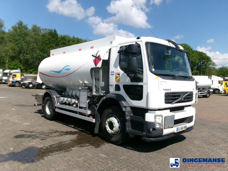 Volvo FE 260 4x2 dxi fuel tank 13.3 m3 / 4 comp / ADR 21-06-2024 - Kamion cisterna: slika 2 Volvo FE 260 4x2 dxi fuel tank 13.3 m3 / 4 comp / ADR 21-06-2024 - Kamion cisterna: slika 2