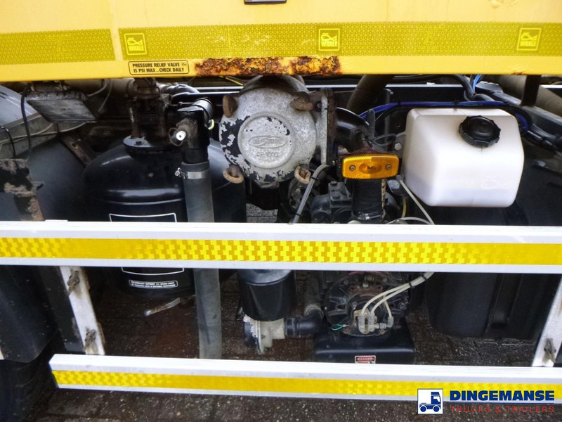 Volvo FL 4x2 Vacuum truck Whale 8.1 m3 Volvo FL 4x2 Vacuum truck Whale 8.1 m3: slika 11 Volvo FL 4x2 Vacuum truck Whale 8.1 m3 Volvo FL 4x2 Vacuum truck Whale 8.1 m3: slika 11