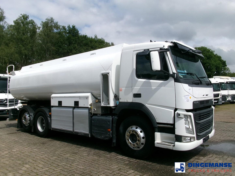 Volvo FM 380 6X2 fuel tank 20.6 m3 / 4 comp - Kamion cisterna: slika 2 Volvo FM 380 6X2 fuel tank 20.6 m3 / 4 comp - Kamion cisterna: slika 2
