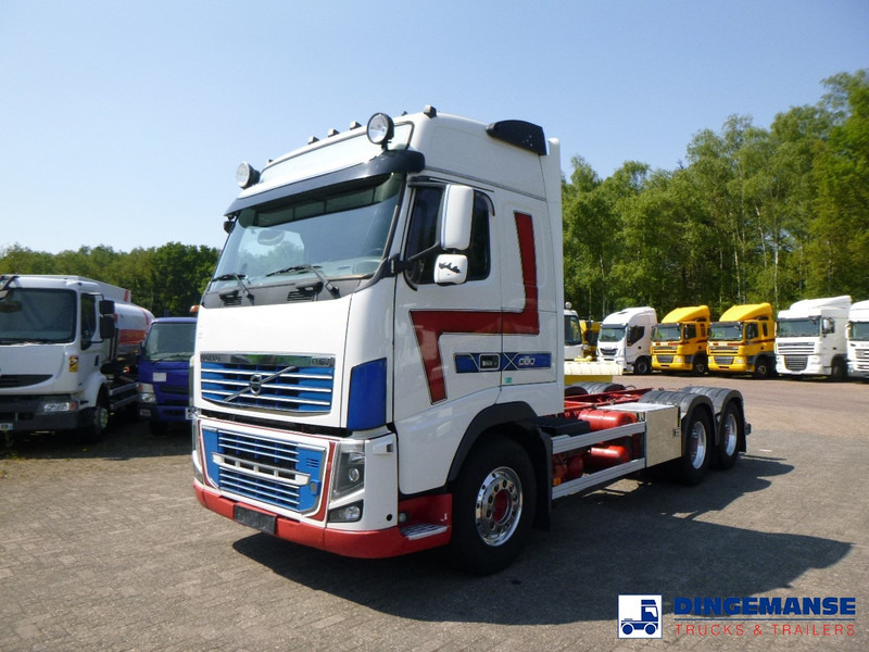 Volvo FM16 600 6x4 Euro 5 chassis + Retarder - Kamion sa golom šasijom i zatvorenom kabinom: slika 1 Volvo FM16 600 6x4 Euro 5 chassis + Retarder - Kamion sa golom šasijom i zatvorenom kabinom: slika 1