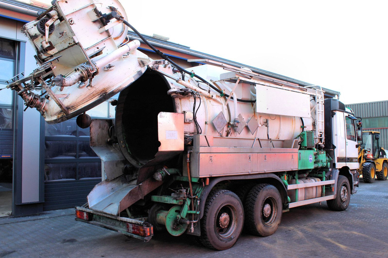 Mercedes-Benz Actros 3335 6x4 Kroll 13m³ HD-Kombi ADR/GGVS V2A - Vakuumska cisterna: slika 3 Mercedes-Benz Actros 3335 6x4 Kroll 13m³ HD-Kombi ADR/GGVS V2A - Vakuumska cisterna: slika 3