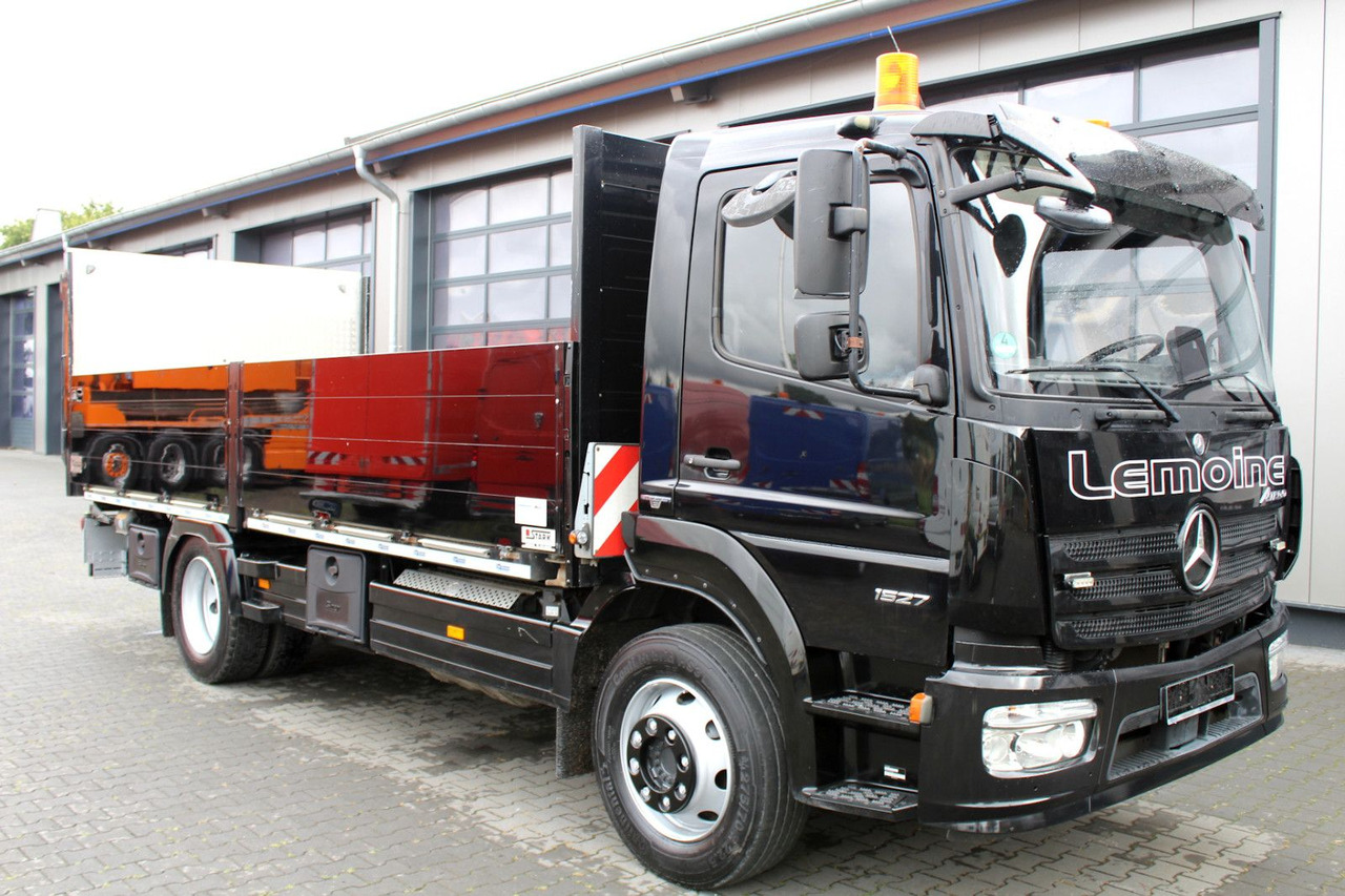 Mercedes-Benz Atego 1527 4x2 Pritsche + Ladebordwand - Kamion sa tovarnim sandukom: slika 1 Mercedes-Benz Atego 1527 4x2 Pritsche + Ladebordwand - Kamion sa tovarnim sandukom: slika 1