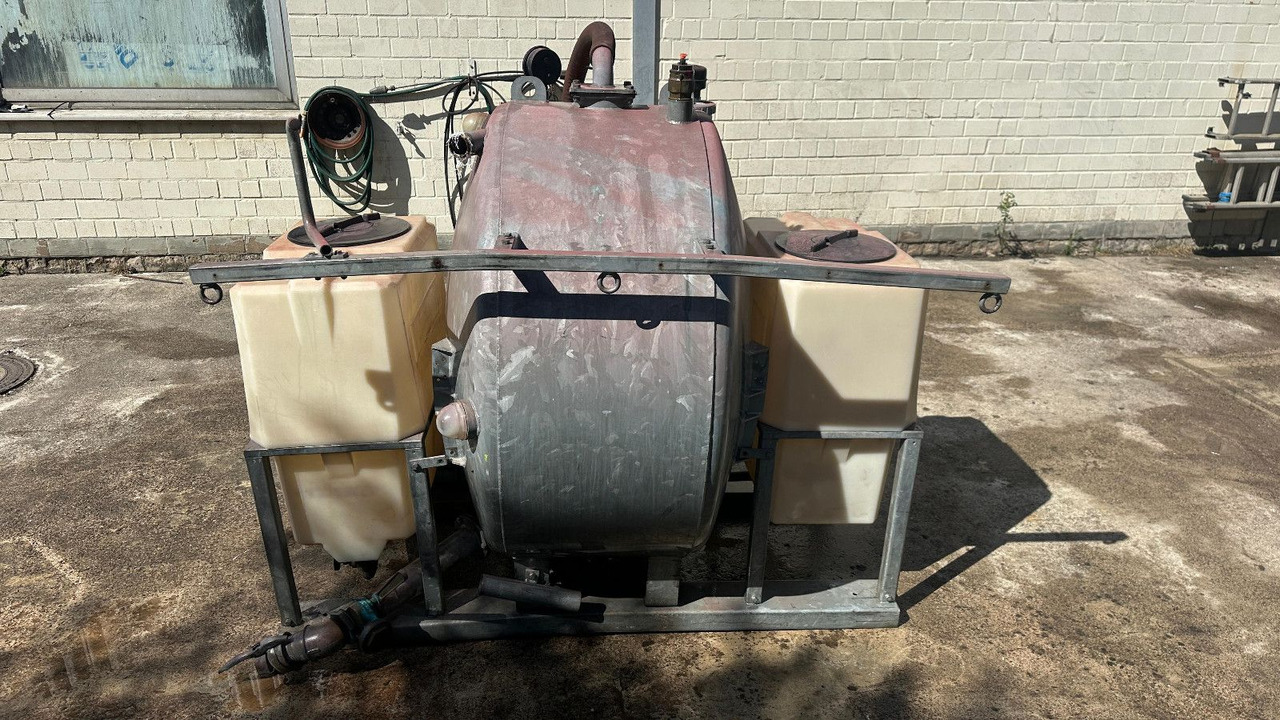 Saug-Druck fass Flexi + 2 Frisch-Wassertaschen - Vakuumska cisterna: slika 3 Saug-Druck fass Flexi + 2 Frisch-Wassertaschen - Vakuumska cisterna: slika 3