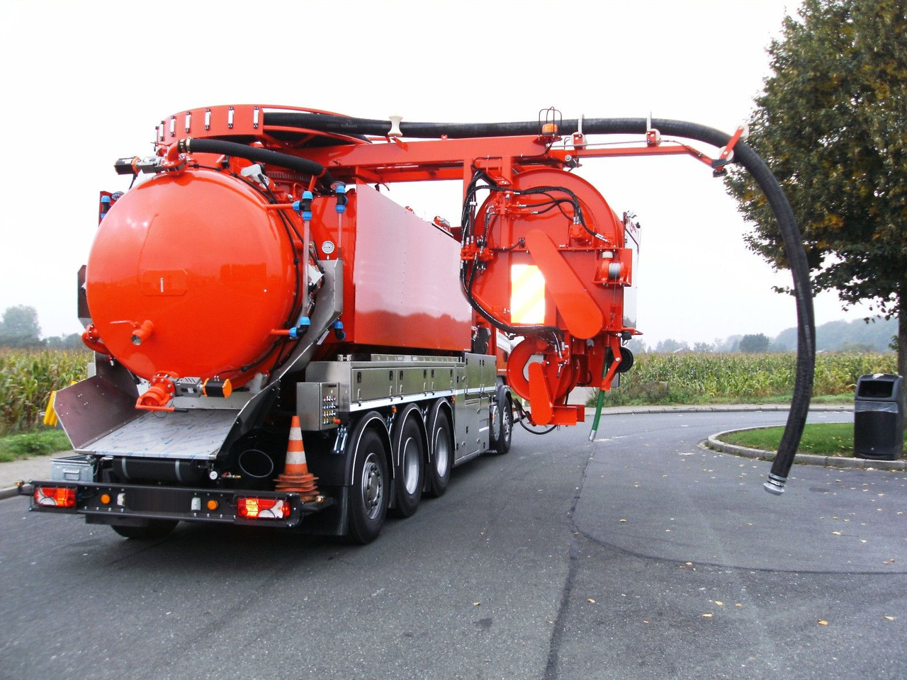 Scania R450 8x4 Kroll 19m³ W-Rückgewinner Kombi-HD +ADR - Vakuumska cisterna: slika 3 Scania R450 8x4 Kroll 19m³ W-Rückgewinner Kombi-HD +ADR - Vakuumska cisterna: slika 3