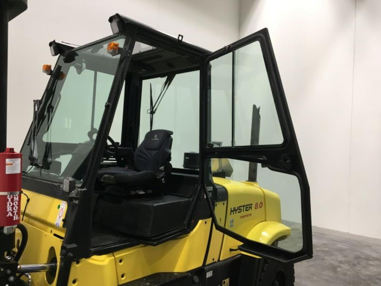 Hyster H8.0FT-6 - Mašina za kontejenere: slika 2 Hyster H8.0FT-6 - Mašina za kontejenere: slika 2