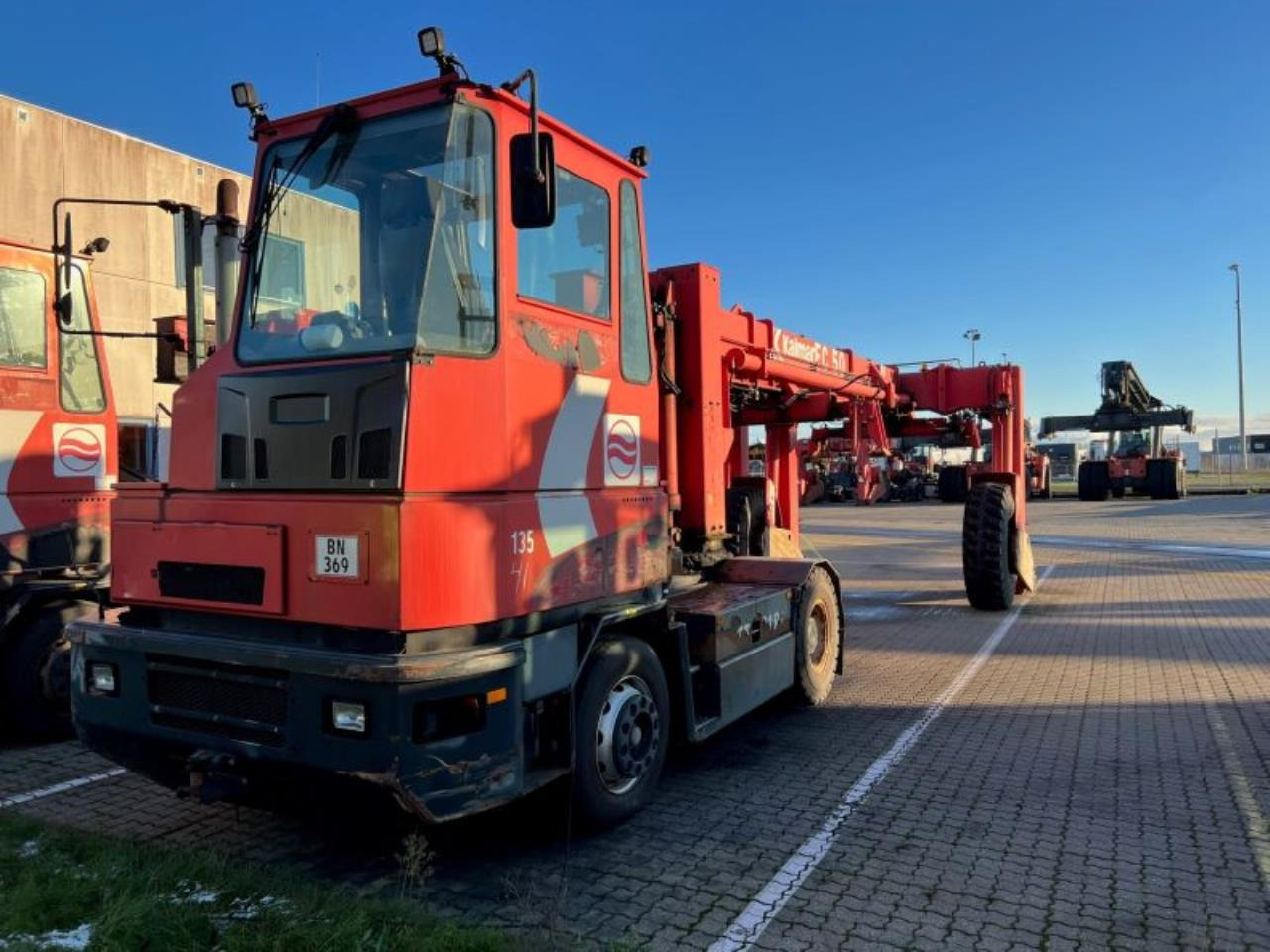 Kalmar TT618 - Terminalni traktor: slika 2 Kalmar TT618 - Terminalni traktor: slika 2