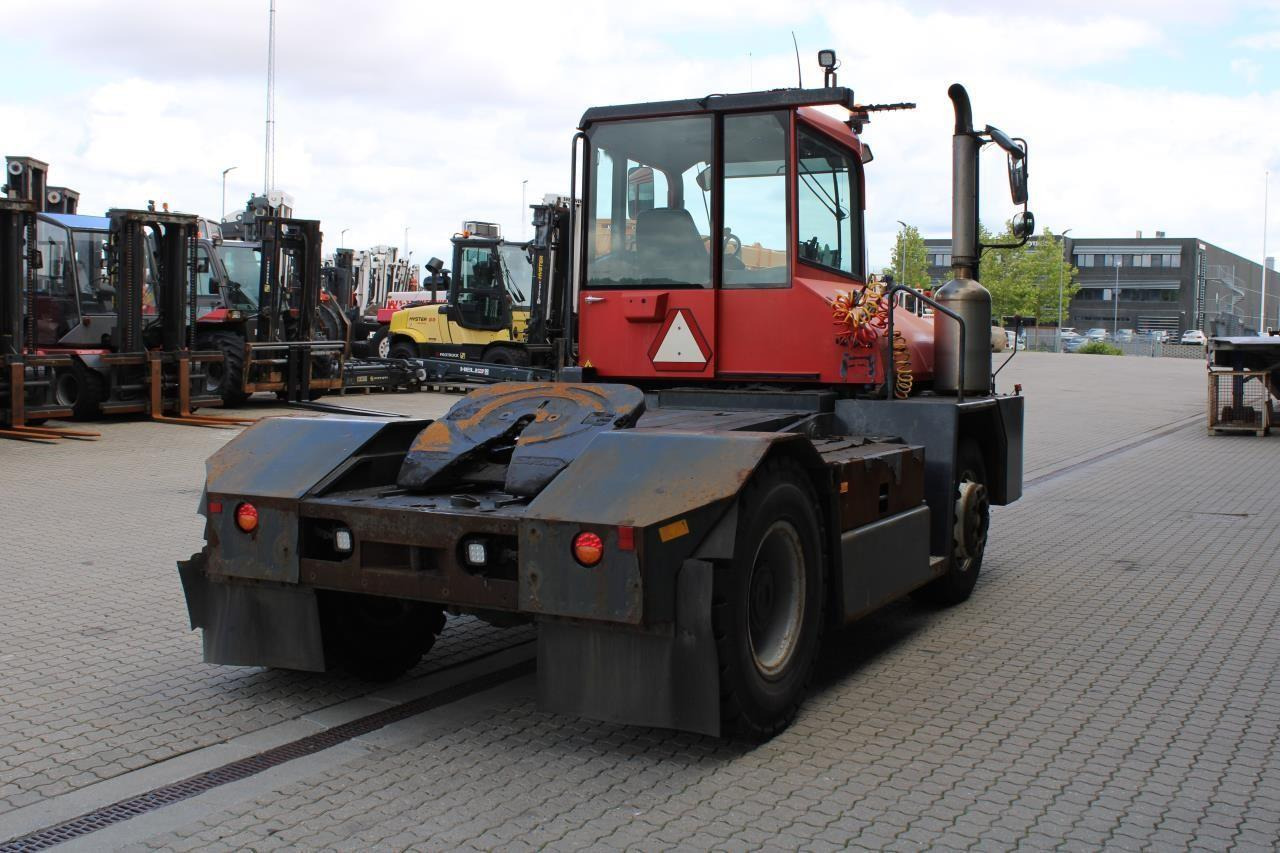 Kalmar TT618I - Terminalni traktor: slika 3 Kalmar TT618I - Terminalni traktor: slika 3