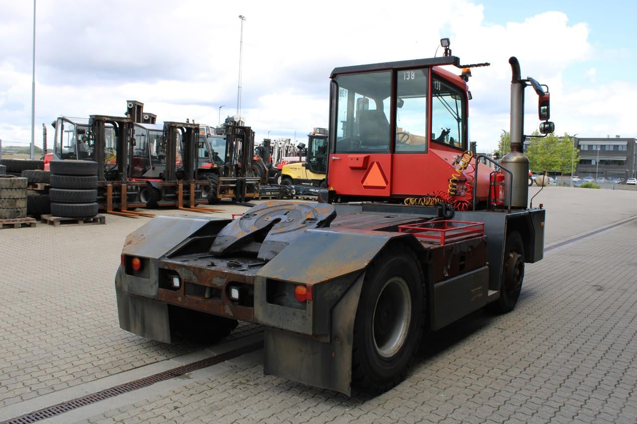 Kalmar TT618I - Terminalni traktor: slika 3 Kalmar TT618I - Terminalni traktor: slika 3