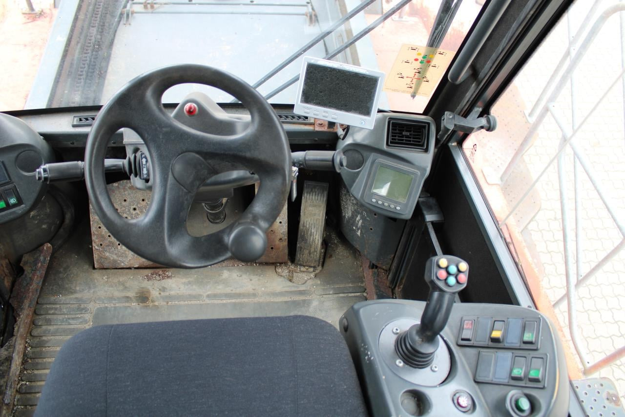 Linde C4531TL - Dizalica za kontejnere: slika 4 Linde C4531TL - Dizalica za kontejnere: slika 4