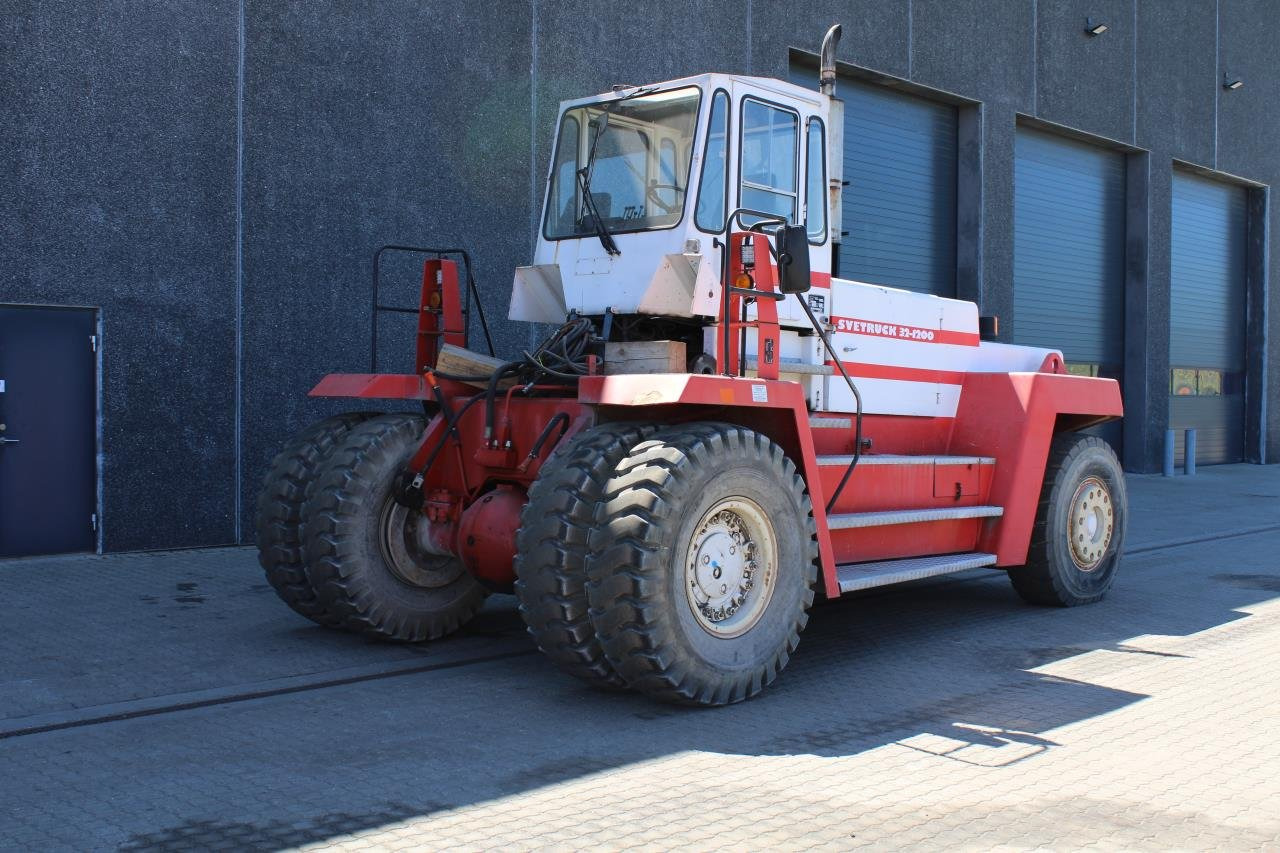 SveTruck 32120-47 - Dizel viljuškar: slika 2 SveTruck 32120-47 - Dizel viljuškar: slika 2