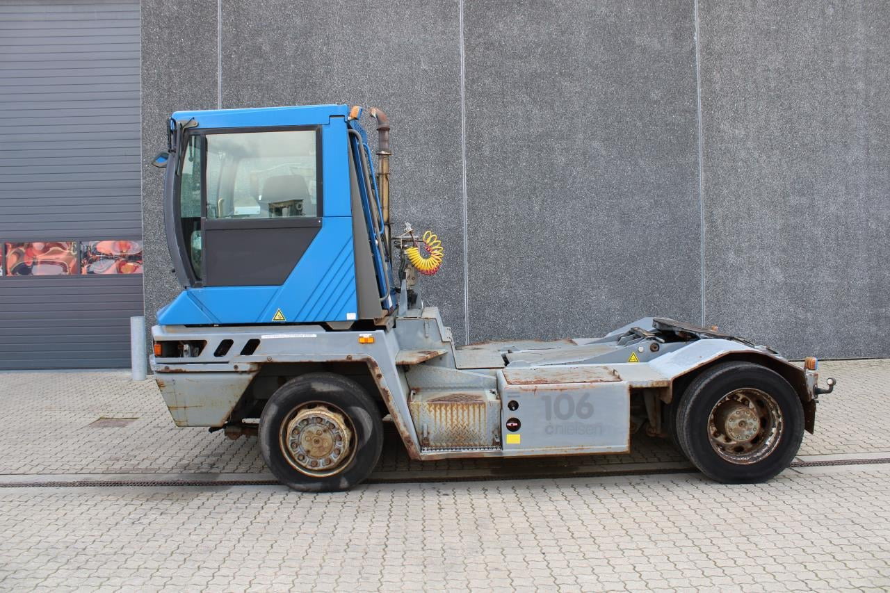 Terberg RT222 - Terminalni traktor: slika 1 Terberg RT222 - Terminalni traktor: slika 1