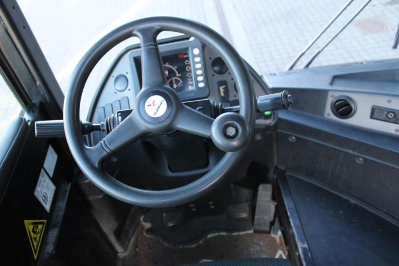Terberg RT223 - Terminalni traktor: slika 4 Terberg RT223 - Terminalni traktor: slika 4