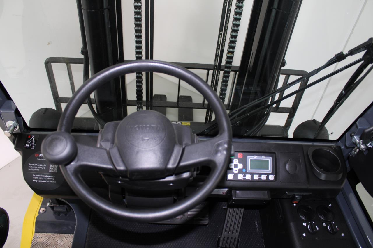 Toyota 9FBM50T - Električni viljuškar: slika 4 Toyota 9FBM50T - Električni viljuškar: slika 4