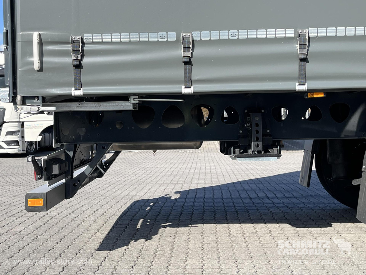 BERGER Auflieger Curtainsider Standard - Poluprikolica sa ceradom: slika 2 BERGER Auflieger Curtainsider Standard - Poluprikolica sa ceradom: slika 2