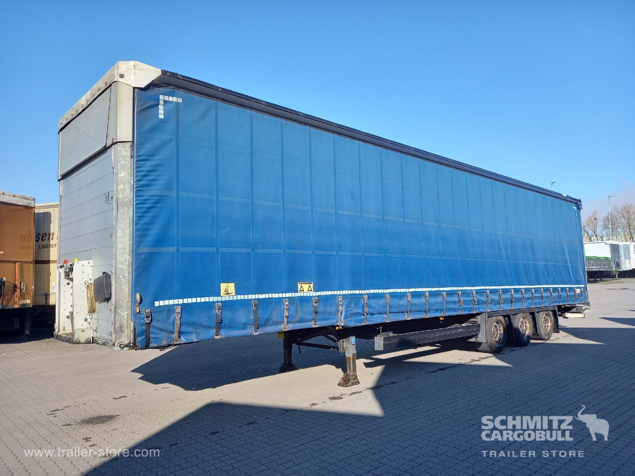 SCHMITZ Auflieger Curtainsider Mega - Poluprikolica sa ceradom: slika 1 SCHMITZ Auflieger Curtainsider Mega - Poluprikolica sa ceradom: slika 1