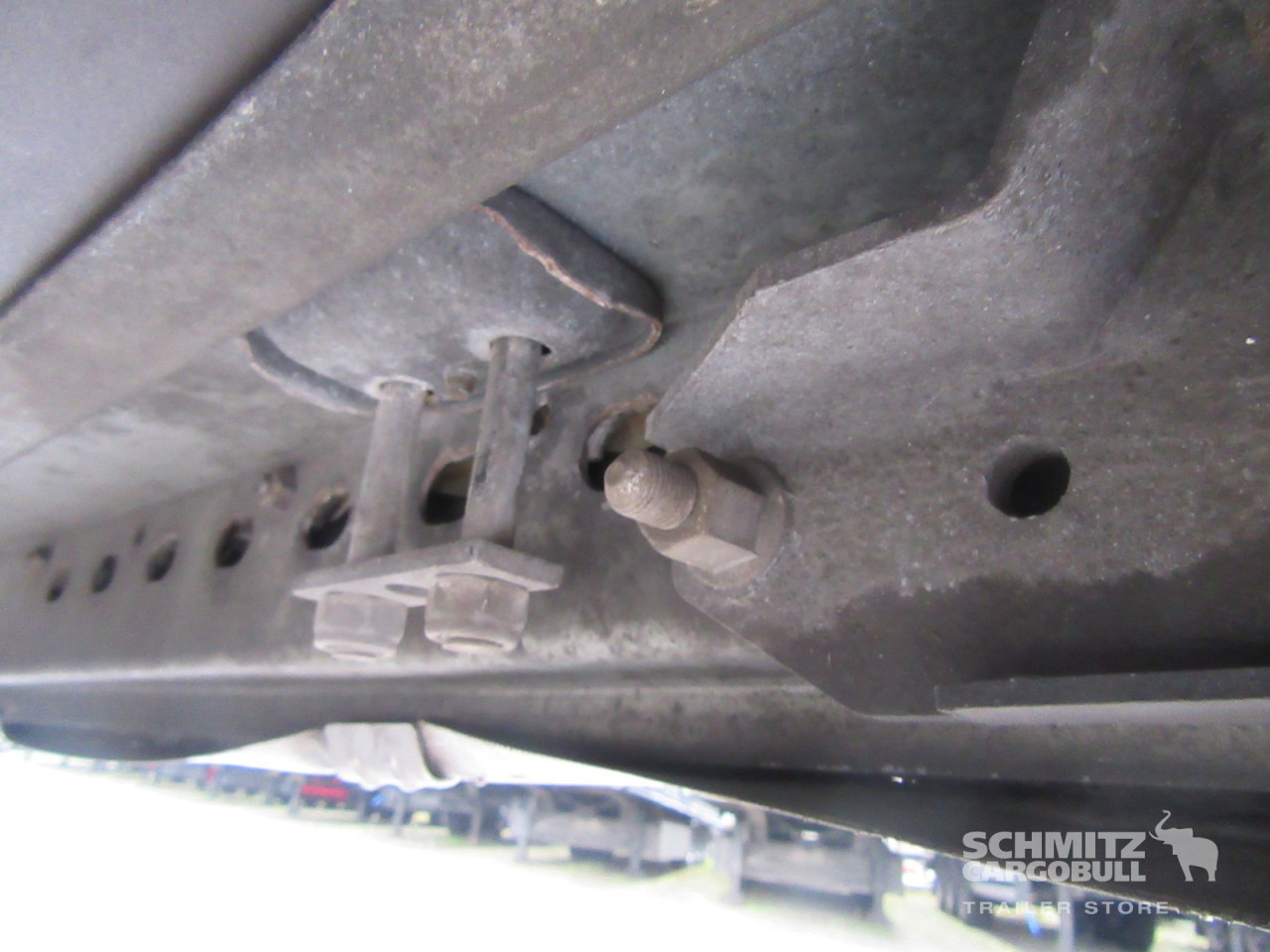 SCHMITZ Auflieger Curtainsider Standard - Poluprikolica sa ceradom: slika 4 SCHMITZ Auflieger Curtainsider Standard - Poluprikolica sa ceradom: slika 4